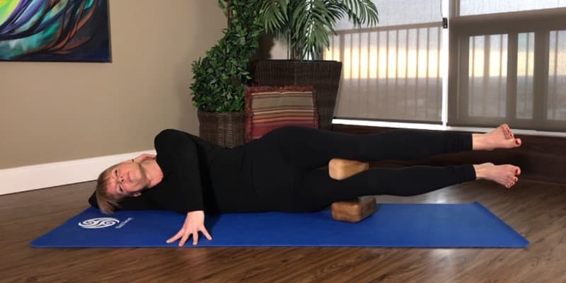 Double Blocking For Pelvis & Legs