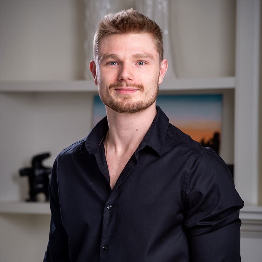Quinn Castelane - Fascia Fitness Specialist